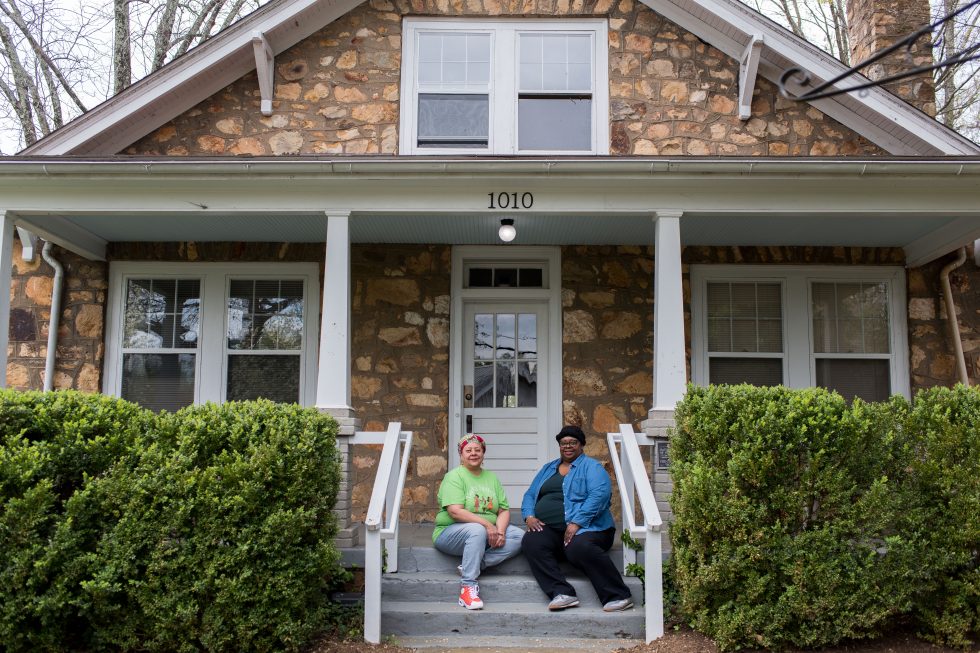 Birth Sisters of Charlottesville Seek to Make Women of Color Feel at Home Vinegar Hill Magazine